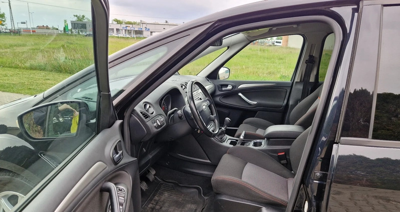 Ford S-Max cena 29900 przebieg: 239000, rok produkcji 2011 z Gniezno małe 191